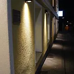 Select Hotel