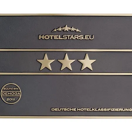 Wos Hotel فندق بوروسيا مونشنغلادباخ