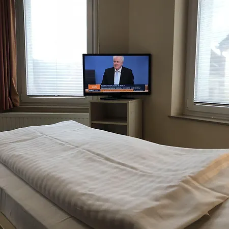 Wos Hotel 3*