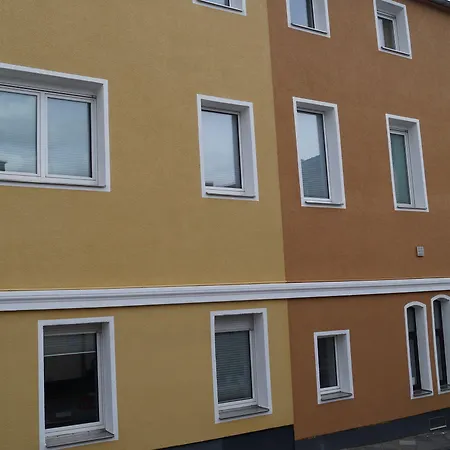 فندق Wos Hotel بوروسيا مونشنغلادباخ