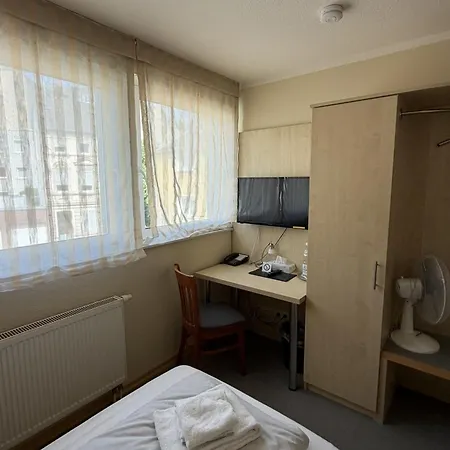 Hotell Wos Mönchengladbach