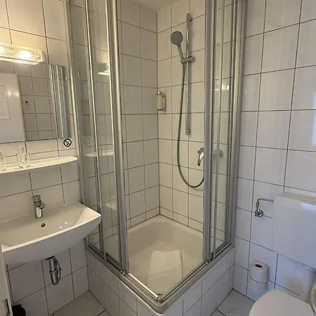 Wos Hotel 3*