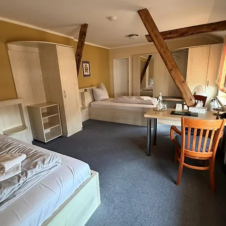 Wos Hotell