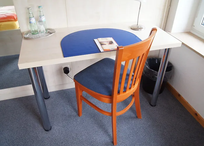 Отель Select 3*