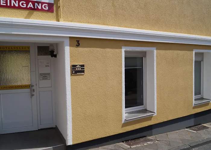 Отель Select 3*