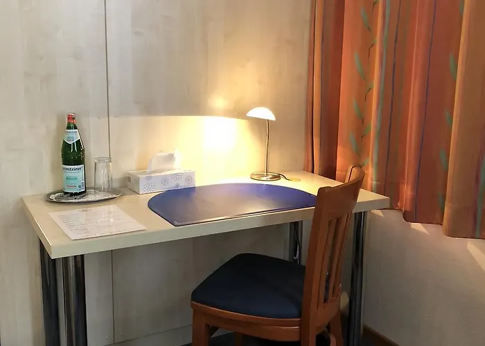 Select 3* Mönchengladbach