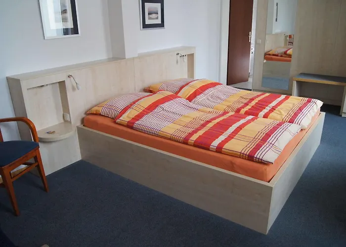 Select 3* Mönchengladbach